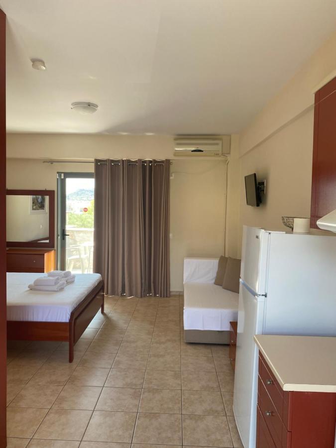Nefeli Apartments Ступа Екстериор снимка