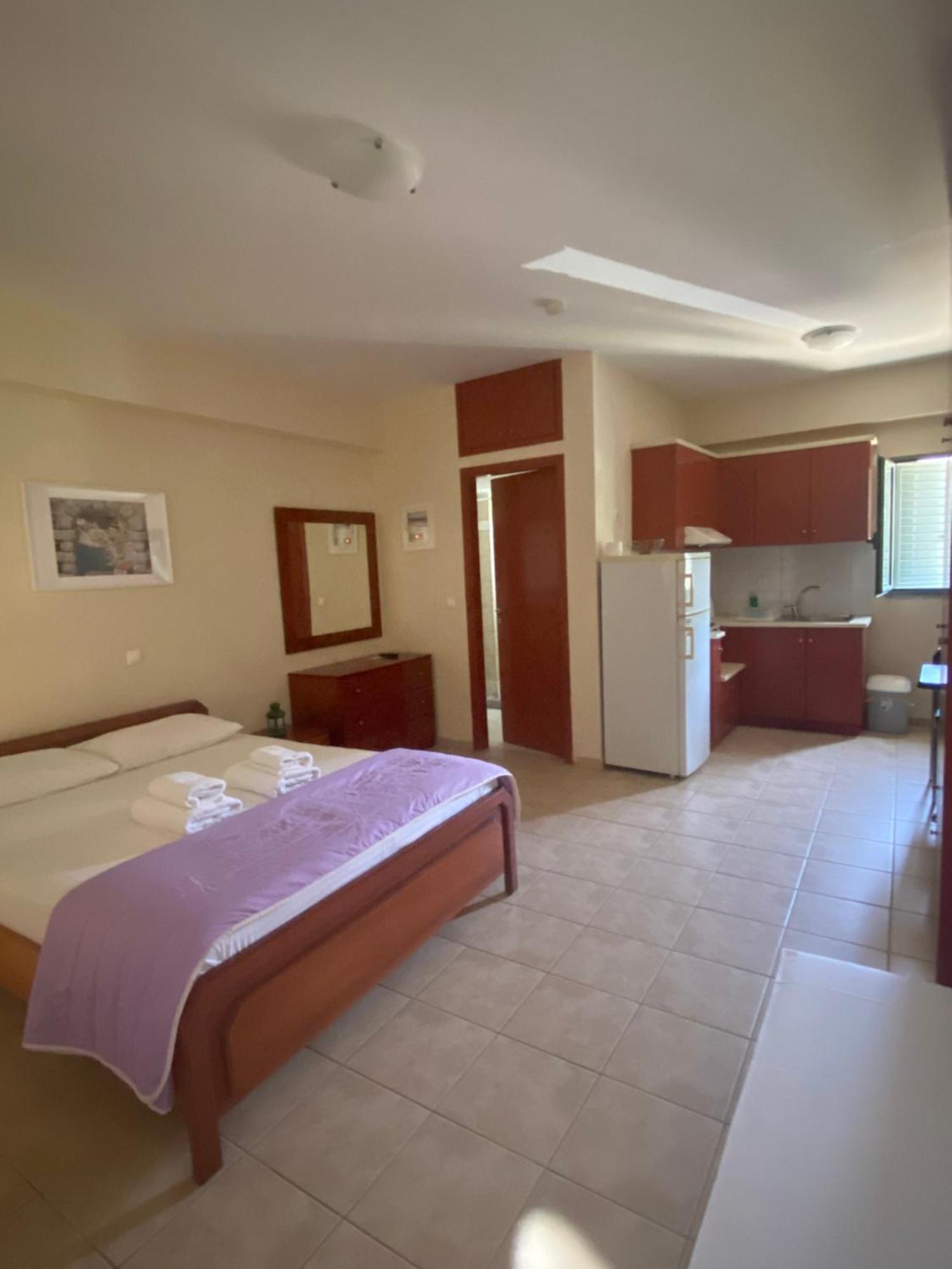 Nefeli Apartments Ступа Екстериор снимка